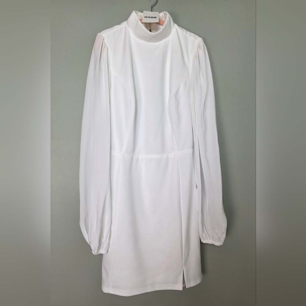 Lulus Exceptionally Flirty White Long Sleeve Backless Mini Dress, Size Small - Picture 4 of 10